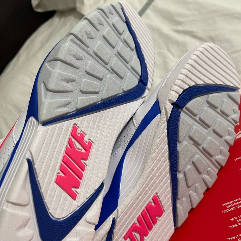 Nike White and Pink Athletic Shoes with Blue Highlights - Picture 4 of 4